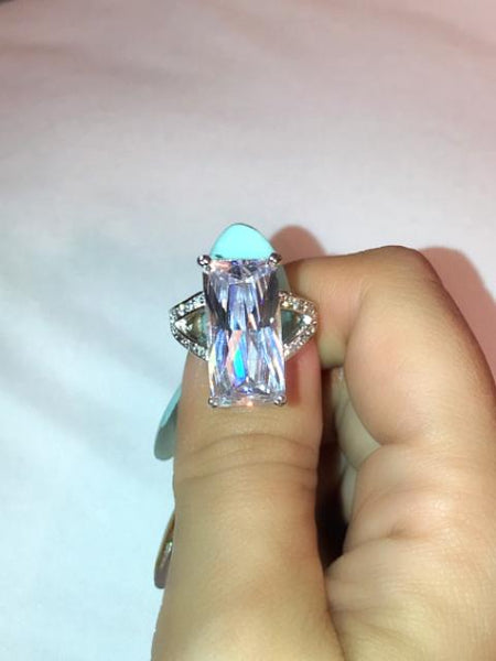 Casandra Rectangle Cut Diamond Ring